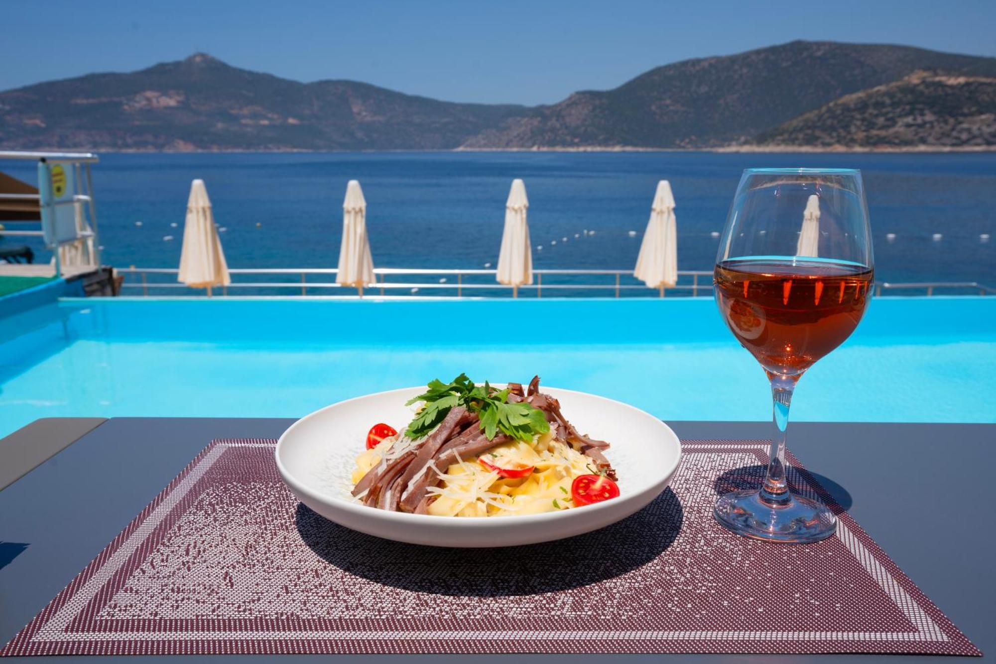 Greenbeach Hotel Калкан Екстериор снимка