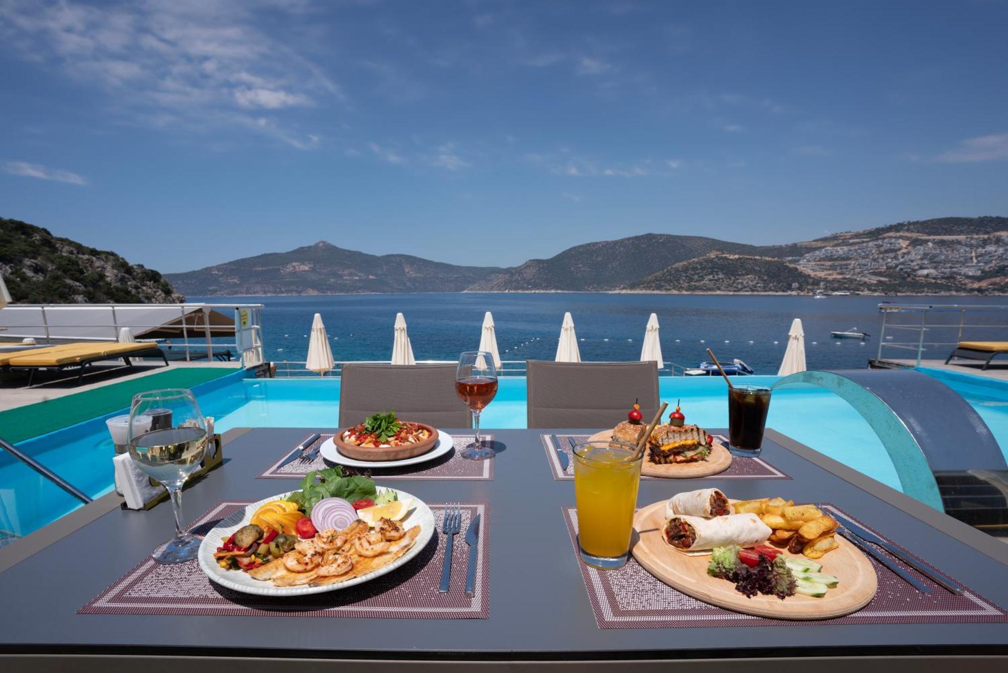 Greenbeach Hotel Калкан Екстериор снимка